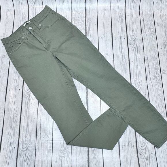 m jeans Sculpt by Maurices Olive Green Size 6 Long - Picture 1 of 3